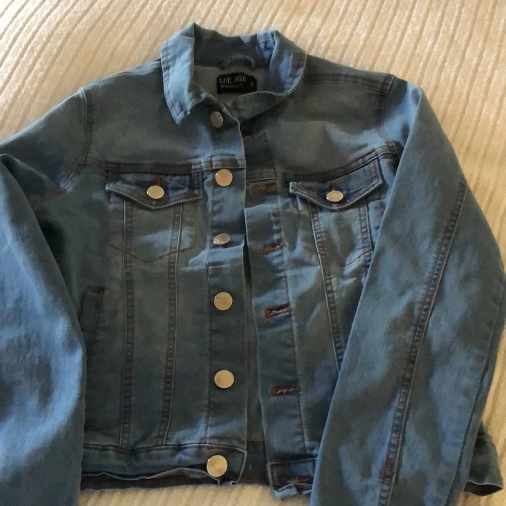 Women’s blue age button Jean stretchy jacket - Picture 4 of 16